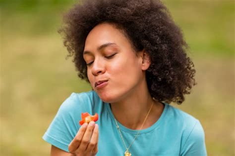 食物アレルギー 大人になってから：突然の変化とその影響